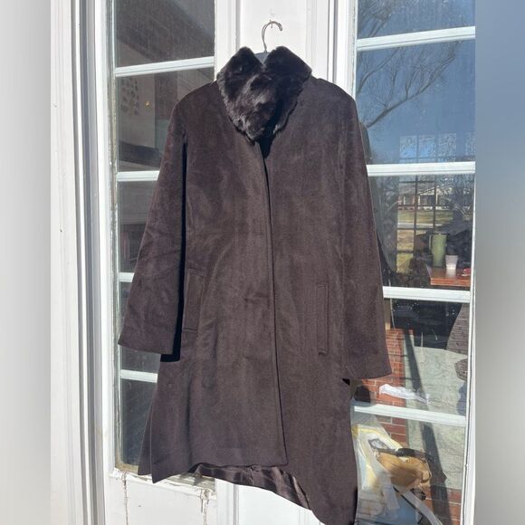 Dale Dressin Amicale Angora Rabbit Fur Coat - Picture 12 of 12